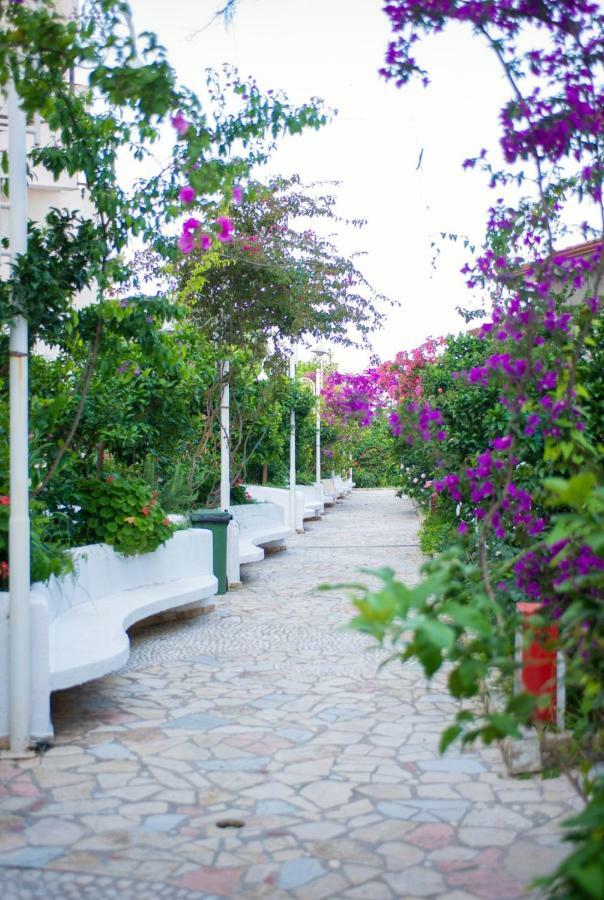 Villa 23 On The Bay Sarandë エクステリア 写真