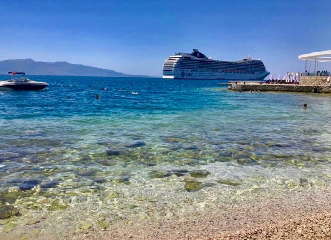 Villa 23 On The Bay Sarandë エクステリア 写真
